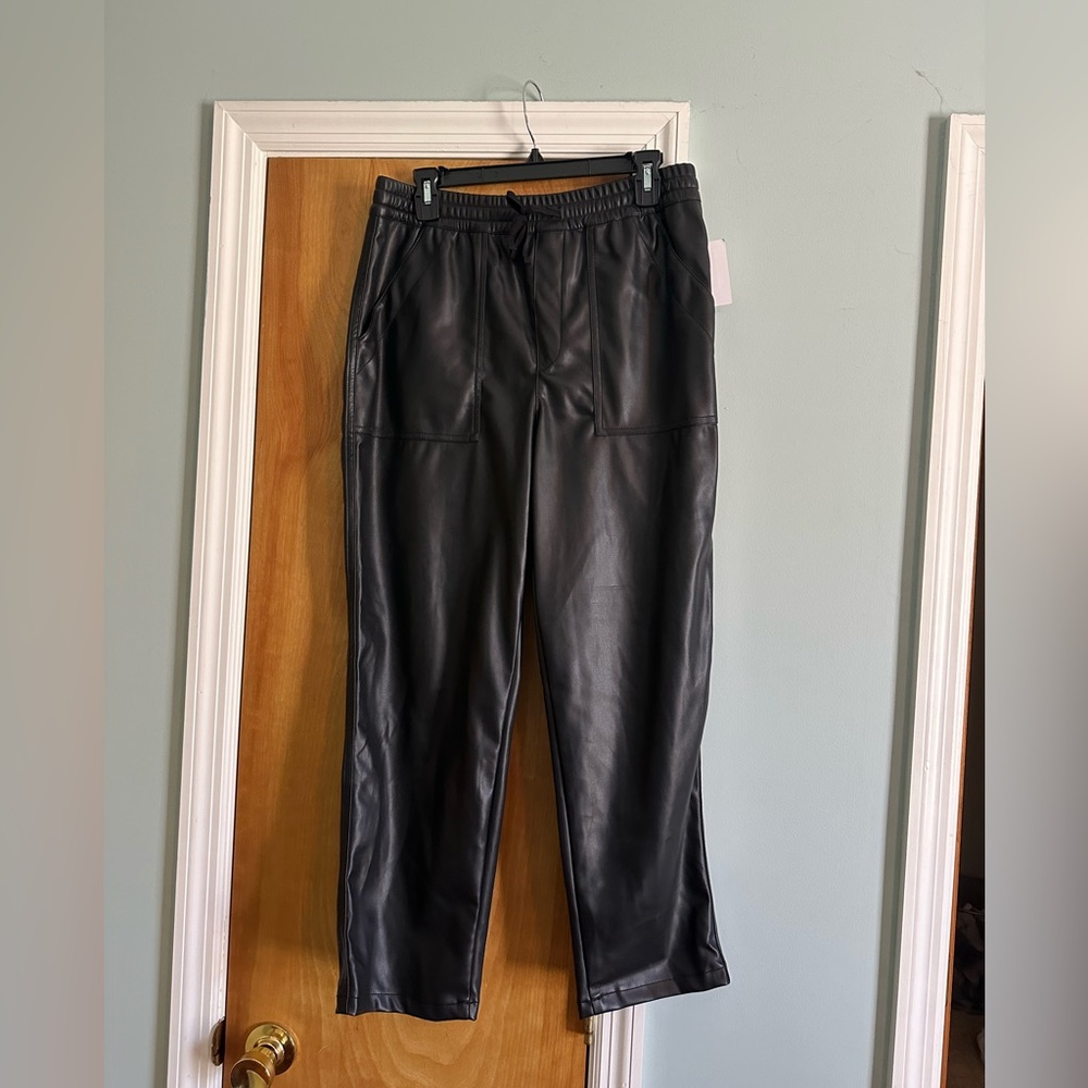 NWT‎ Grey Collective Weekend Pull on Faux Leather Pant